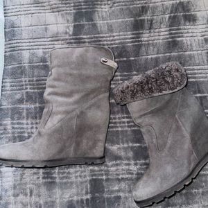UGG healed boots. Size 10, gray